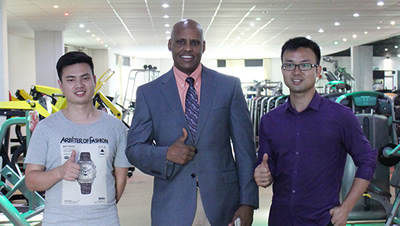 America Customers Came To China Find Fitness Equipment Factory