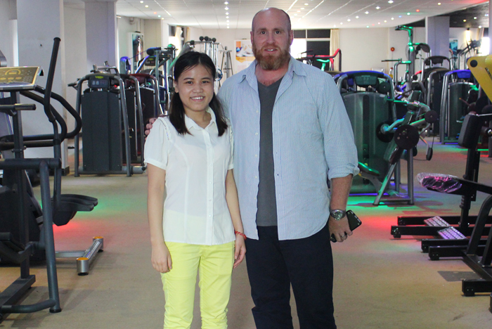 American Customer Import Fitness Equipment From China