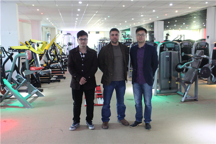 Lebanon Customer Import Fitness Equipment From China